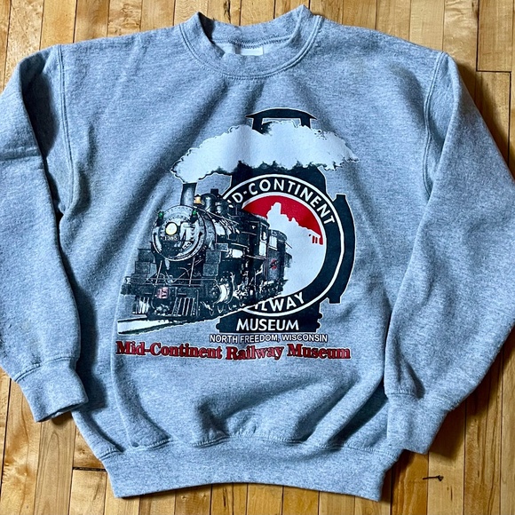 Used Train sweatshirt - Picture 1 of 3